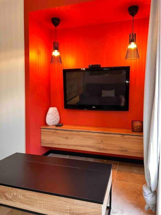 Loft Pied De Coline Au Calme Appartement Ginasservis Buitenkant foto